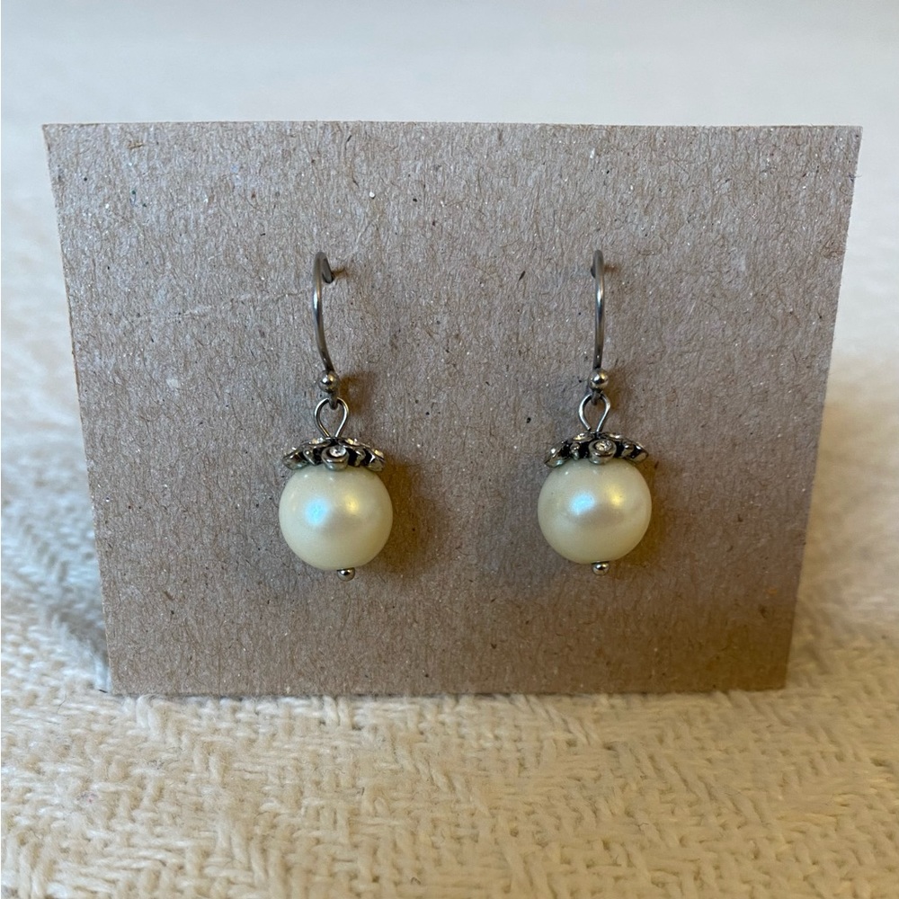 Banana Republic Pearl Earrings